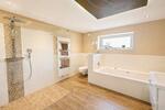 *** Hier läßt es sich leben *** Großzügiges Architektenhaus in begehrter, ruhiger TOP-Lage, mit Einliegerwohnung. - Zweifamilienhaus Henstedt-Ulzburg Ulzburg | Angebot:26382175